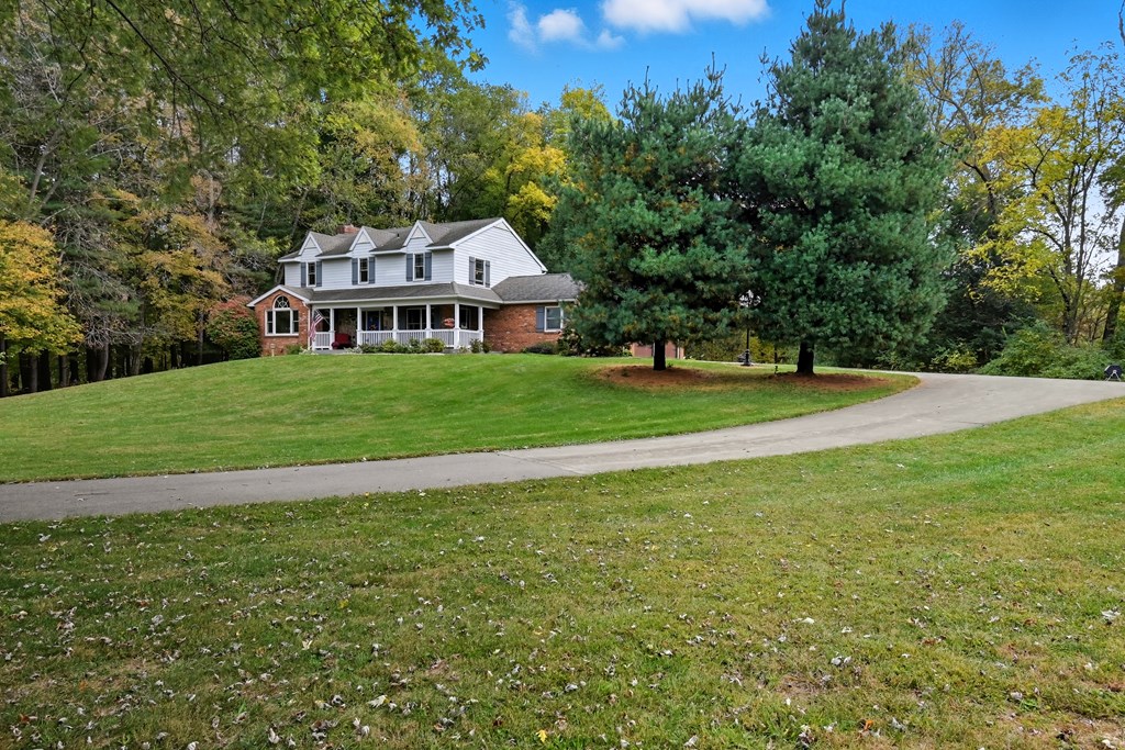 2631 Bell Road, Mansfield, Ohio 44904, 4 Bedrooms Bedrooms, ,2 BathroomsBathrooms,Residential,For Sale,Bell Road,9069648