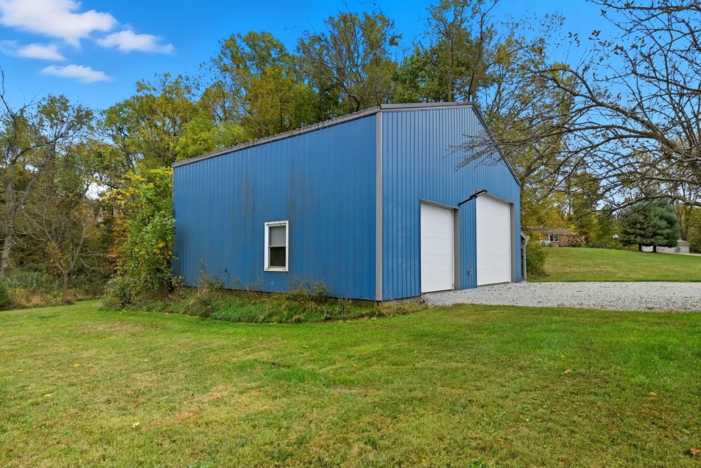 2631 Bell Road, Mansfield, Ohio 44904, 4 Bedrooms Bedrooms, ,2 BathroomsBathrooms,Residential,For Sale,Bell Road,9069648