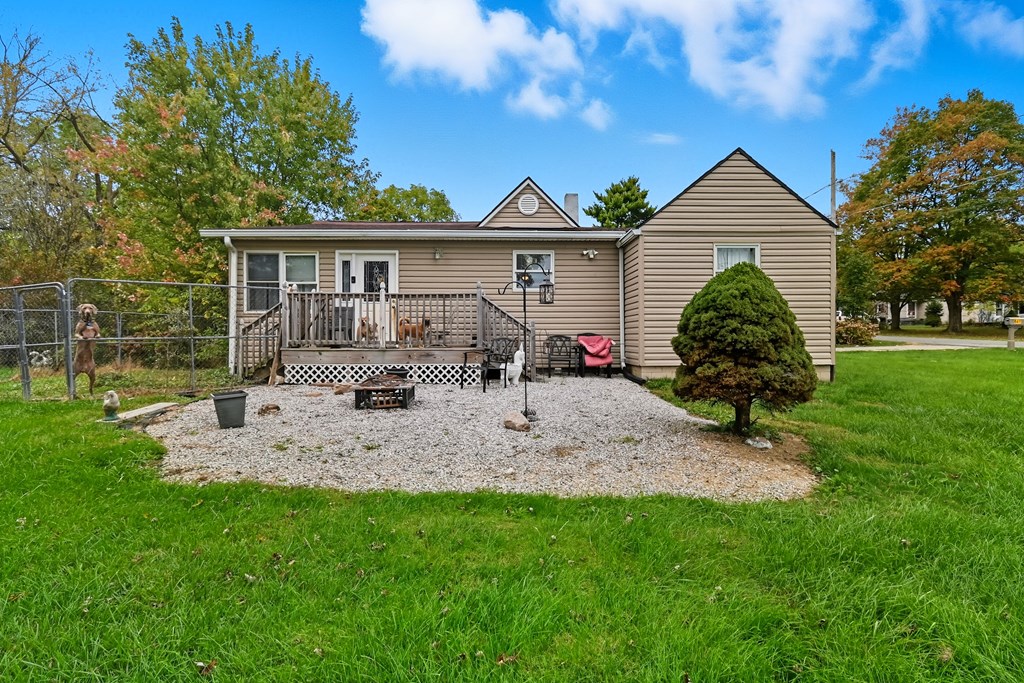 641 Averill Avenue, Mansfield, Ohio 44906, 3 Bedrooms Bedrooms, ,1 BathroomBathrooms,Residential,For Sale,Averill Avenue,9069653 641 Averill Avenue, Mansfield, Ohio 44906, 3 Bedrooms Bedrooms, ,1 BathroomBathrooms,Residential,For Sale,Averill Avenue,9069653