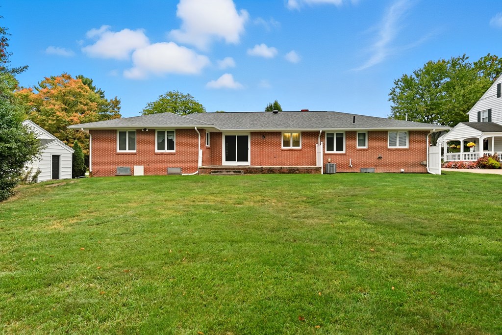 650 Brae Burn Road, Mansfield, Ohio 44907, 3 Bedrooms Bedrooms, ,1 BathroomBathrooms,Residential,For Sale,Brae Burn Road,9069654 650 Brae Burn Road, Mansfield, Ohio 44907, 3 Bedrooms Bedrooms, ,1 BathroomBathrooms,Residential,For Sale,Brae Burn Road,9069654
