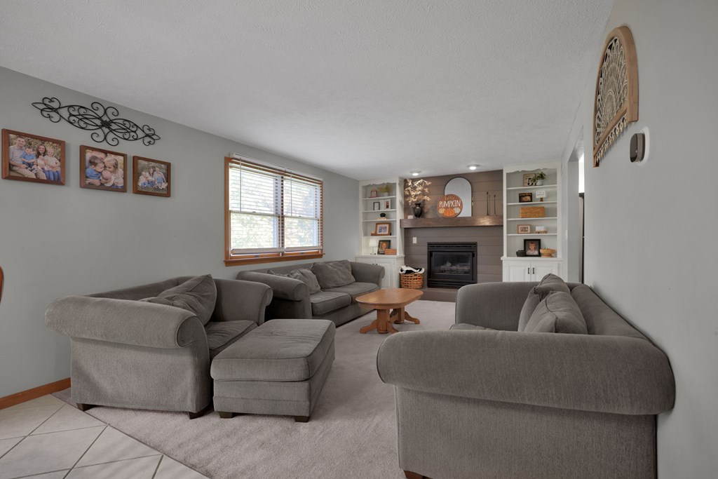 552 Bennington Drive, Mansfield, Ohio 44904, 4 Bedrooms Bedrooms, ,2 BathroomsBathrooms,Residential,For Sale,Bennington Drive,9069668