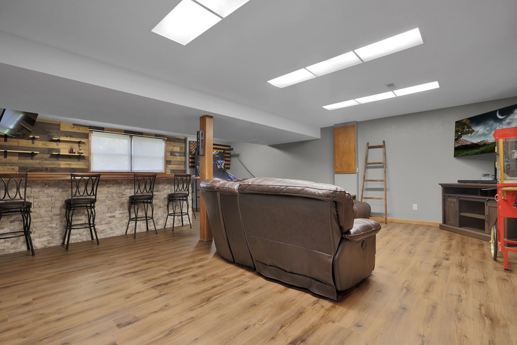 552 Bennington Drive, Mansfield, Ohio 44904, 4 Bedrooms Bedrooms, ,2 BathroomsBathrooms,Residential,For Sale,Bennington Drive,9069668