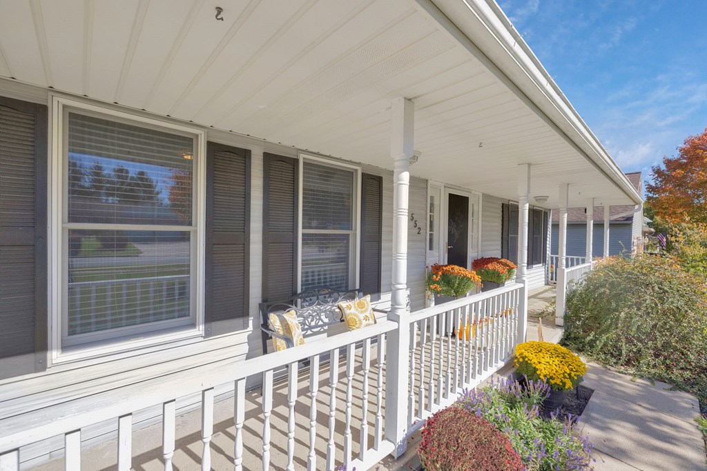 552 Bennington Drive, Mansfield, Ohio 44904, 4 Bedrooms Bedrooms, ,2 BathroomsBathrooms,Residential,For Sale,Bennington Drive,9069668