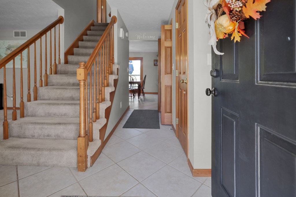 552 Bennington Drive, Mansfield, Ohio 44904, 4 Bedrooms Bedrooms, ,2 BathroomsBathrooms,Residential,For Sale,Bennington Drive,9069668