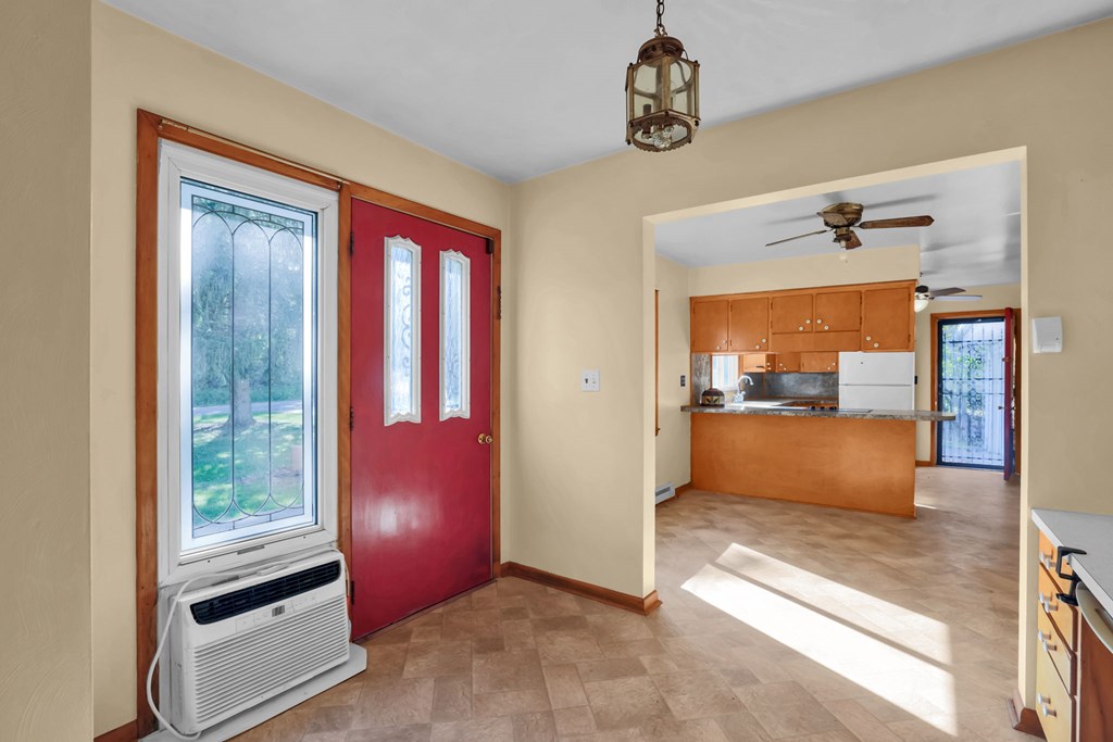 2331 Fleming Falls Road, Mansfield, Ohio 44903, 3 Bedrooms Bedrooms, ,2 BathroomsBathrooms,Residential,For Sale,Fleming Falls Road,9069674