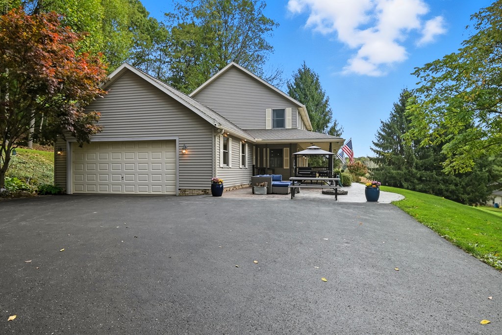 644 Ross Road, Bellville, Ohio 44813, 4 Bedrooms Bedrooms, ,3 BathroomsBathrooms,Residential,For Sale,Ross Road,9069692 644 Ross Road, Bellville, Ohio 44813, 4 Bedrooms Bedrooms, ,3 BathroomsBathrooms,Residential,For Sale,Ross Road,9069692