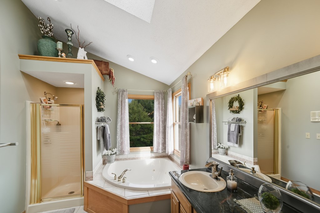 3059 Fox Road, Lexington, Ohio 44904, 4 Bedrooms Bedrooms, ,2 BathroomsBathrooms,Residential,For Sale,Fox Road,9069695