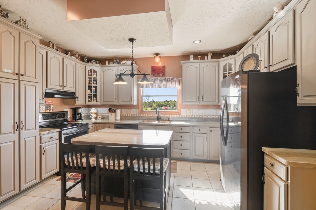 3059 Fox Road, Lexington, Ohio 44904, 4 Bedrooms Bedrooms, ,2 BathroomsBathrooms,Residential,For Sale,Fox Road,9069695