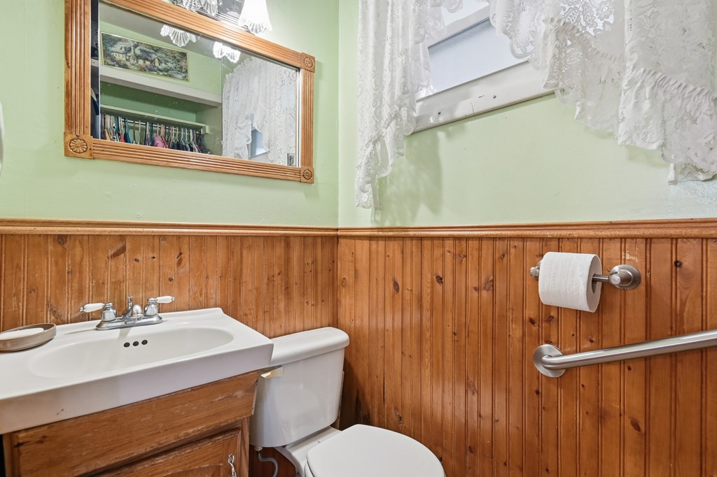 501 West Main Street, Crestline, Ohio 44827, 3 Bedrooms Bedrooms, ,1 BathroomBathrooms,Residential,For Sale,West Main Street,9069696 501 West Main Street, Crestline, Ohio 44827, 3 Bedrooms Bedrooms, ,1 BathroomBathrooms,Residential,For Sale,West Main Street,9069696