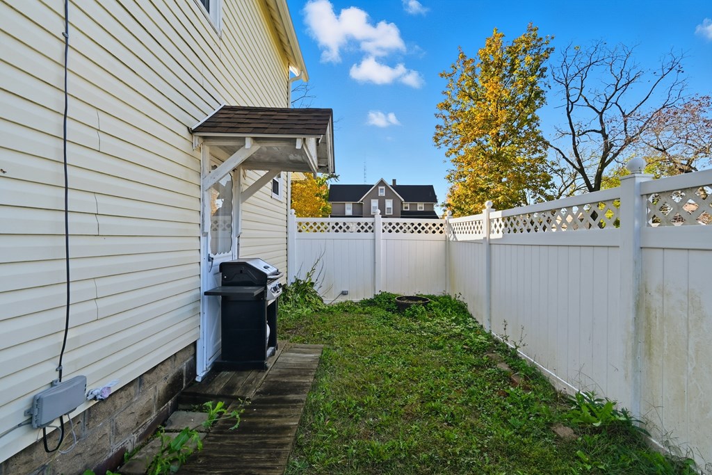 501 West Main Street, Crestline, Ohio 44827, 3 Bedrooms Bedrooms, ,1 BathroomBathrooms,Residential,For Sale,West Main Street,9069696 501 West Main Street, Crestline, Ohio 44827, 3 Bedrooms Bedrooms, ,1 BathroomBathrooms,Residential,For Sale,West Main Street,9069696