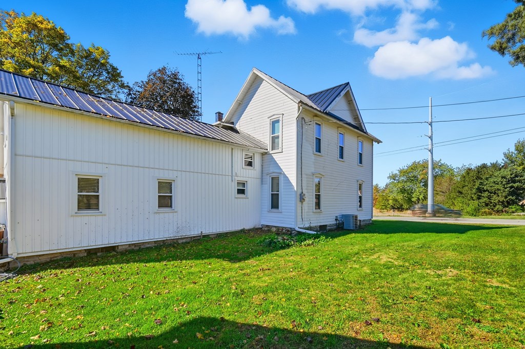 1421 N State Route 18, Republic, Ohio 44867, 5 Bedrooms Bedrooms, ,2 BathroomsBathrooms,Residential,For Sale,State Route 18,9069706 1421 N State Route 18, Republic, Ohio 44867, 5 Bedrooms Bedrooms, ,2 BathroomsBathrooms,Residential,For Sale,State Route 18,9069706