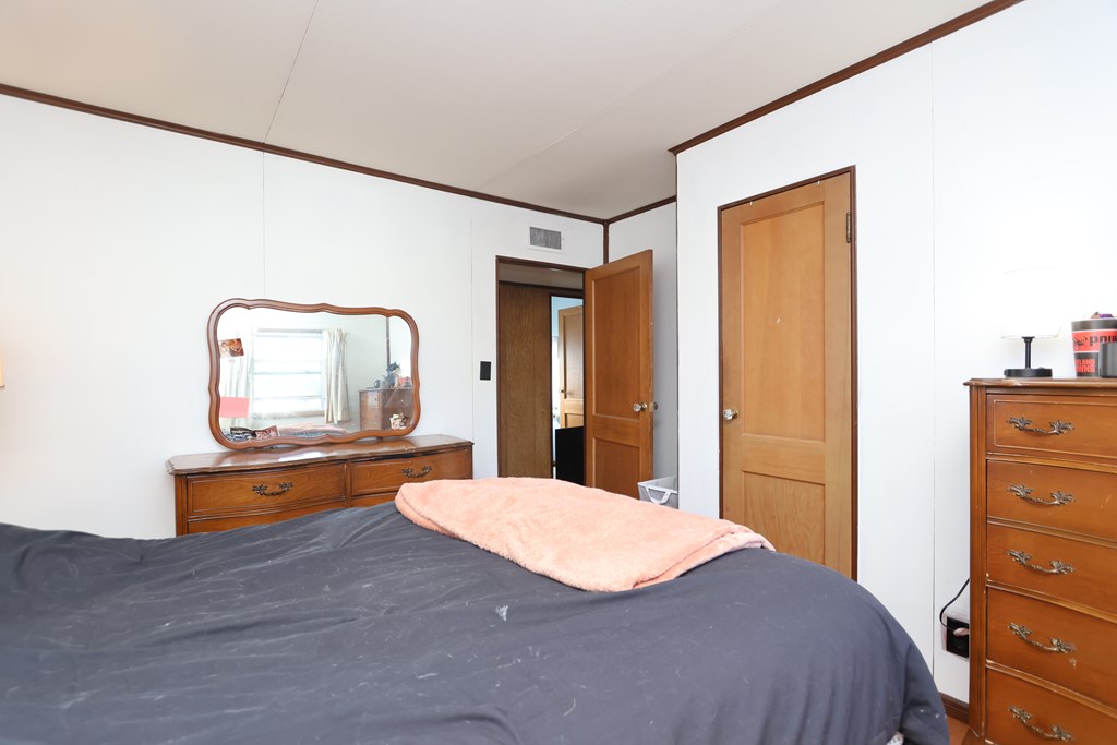 1011 Eastern Avenue, Ashland, Ohio 44805, 3 Bedrooms Bedrooms, ,1 BathroomBathrooms,Residential,For Sale,Eastern Avenue,9069710 1011 Eastern Avenue, Ashland, Ohio 44805, 3 Bedrooms Bedrooms, ,1 BathroomBathrooms,Residential,For Sale,Eastern Avenue,9069710