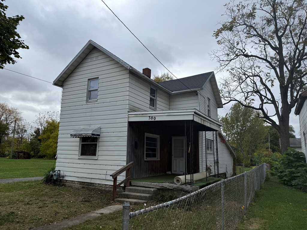 380 S Pine St, Lima, Ohio 45804, 3 Bedrooms Bedrooms, ,1 BathroomBathrooms,Residential,For Sale,Pine St,9069720 380 S Pine St, Lima, Ohio 45804, 3 Bedrooms Bedrooms, ,1 BathroomBathrooms,Residential,For Sale,Pine St,9069720