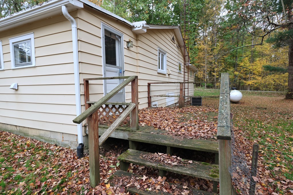 4502 Mill Run Road, Lexington, Ohio 44904, 3 Bedrooms Bedrooms, ,1 BathroomBathrooms,Residential,For Sale,Mill Run Road,9069728 4502 Mill Run Road, Lexington, Ohio 44904, 3 Bedrooms Bedrooms, ,1 BathroomBathrooms,Residential,For Sale,Mill Run Road,9069728