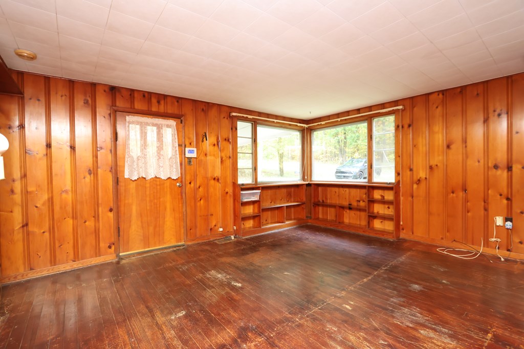 4502 Mill Run Road, Lexington, Ohio 44904, 3 Bedrooms Bedrooms, ,1 BathroomBathrooms,Residential,For Sale,Mill Run Road,9069728 4502 Mill Run Road, Lexington, Ohio 44904, 3 Bedrooms Bedrooms, ,1 BathroomBathrooms,Residential,For Sale,Mill Run Road,9069728