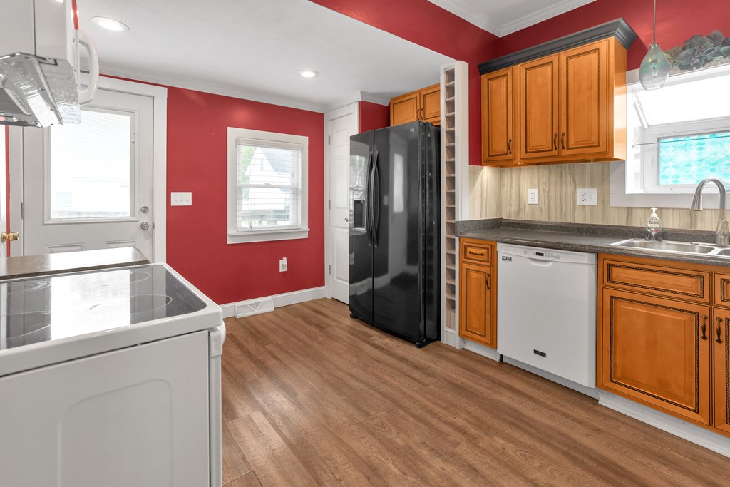 1022 Union Street, Ashland, Ohio 44805, 3 Bedrooms Bedrooms, ,1 BathroomBathrooms,Residential,For Sale,Union Street,9069731 1022 Union Street, Ashland, Ohio 44805, 3 Bedrooms Bedrooms, ,1 BathroomBathrooms,Residential,For Sale,Union Street,9069731