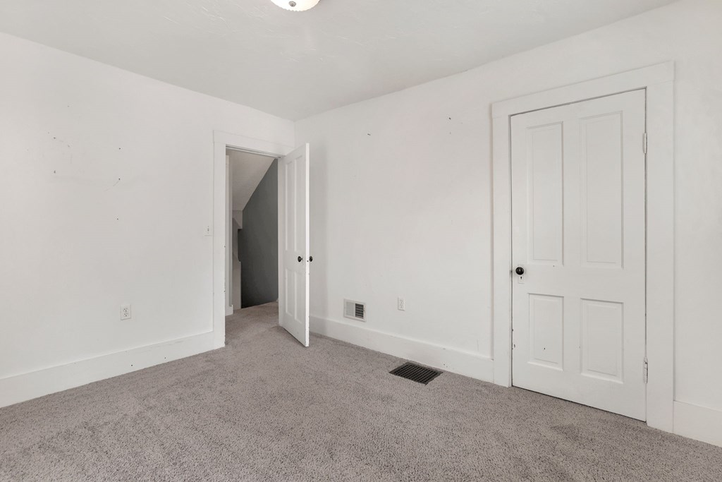 1022 Union Street, Ashland, Ohio 44805, 3 Bedrooms Bedrooms, ,1 BathroomBathrooms,Residential,For Sale,Union Street,9069731 1022 Union Street, Ashland, Ohio 44805, 3 Bedrooms Bedrooms, ,1 BathroomBathrooms,Residential,For Sale,Union Street,9069731