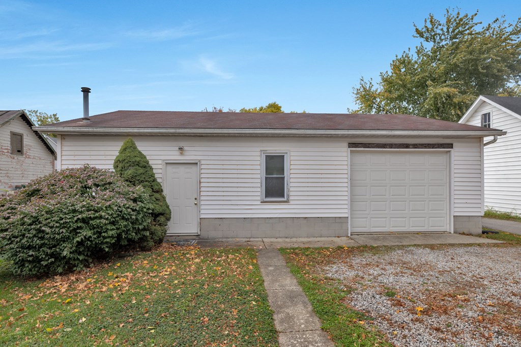 1022 Union Street, Ashland, Ohio 44805, 3 Bedrooms Bedrooms, ,1 BathroomBathrooms,Residential,For Sale,Union Street,9069731 1022 Union Street, Ashland, Ohio 44805, 3 Bedrooms Bedrooms, ,1 BathroomBathrooms,Residential,For Sale,Union Street,9069731