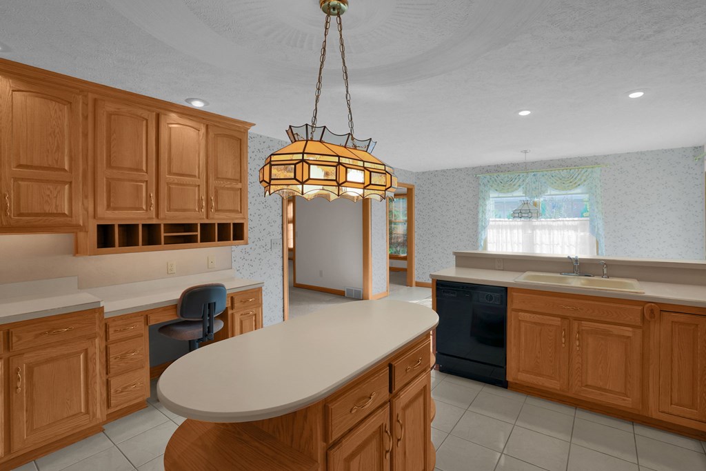 295 Meadowlark Drive, Ontario, Ohio 44903, 3 Bedrooms Bedrooms, ,3 BathroomsBathrooms,Residential,For Sale,Meadowlark Drive,9069744