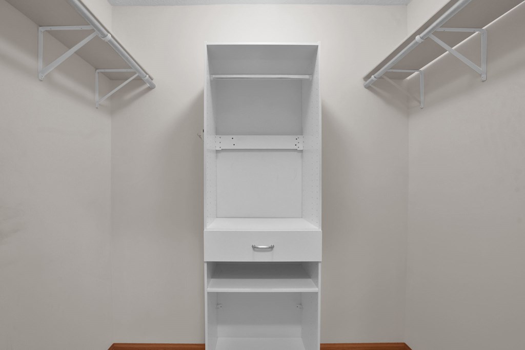 295 Meadowlark Drive, Ontario, Ohio 44903, 3 Bedrooms Bedrooms, ,3 BathroomsBathrooms,Residential,For Sale,Meadowlark Drive,9069744