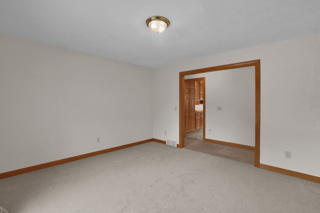 295 Meadowlark Drive, Ontario, Ohio 44903, 3 Bedrooms Bedrooms, ,3 BathroomsBathrooms,Residential,For Sale,Meadowlark Drive,9069744