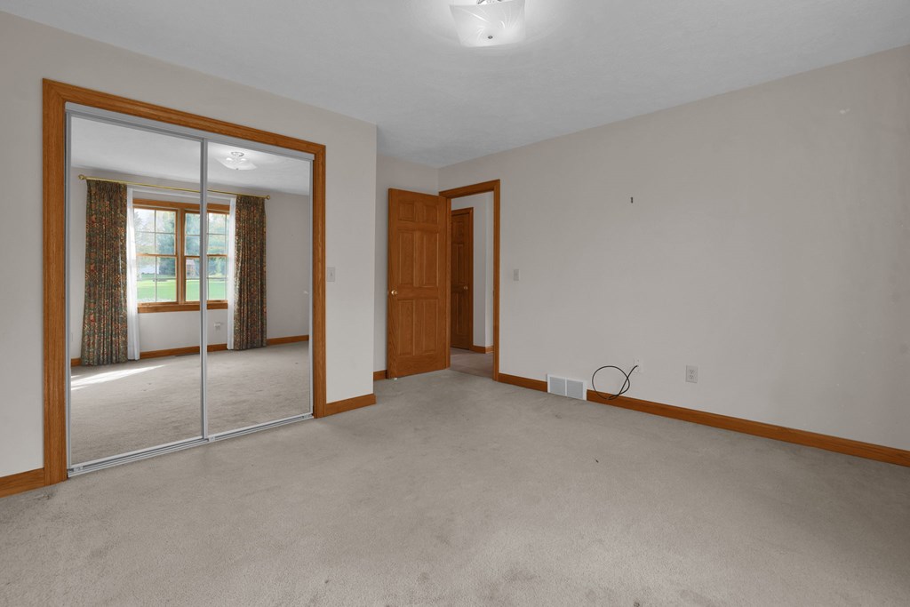 295 Meadowlark Drive, Ontario, Ohio 44903, 3 Bedrooms Bedrooms, ,3 BathroomsBathrooms,Residential,For Sale,Meadowlark Drive,9069744