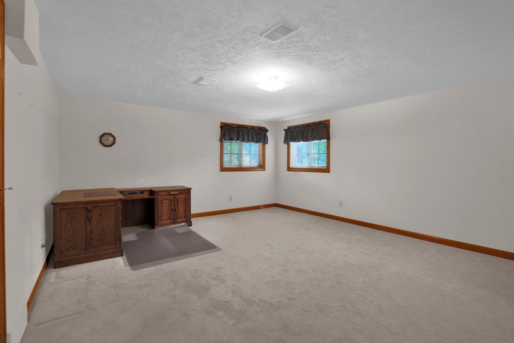 295 Meadowlark Drive, Ontario, Ohio 44903, 3 Bedrooms Bedrooms, ,3 BathroomsBathrooms,Residential,For Sale,Meadowlark Drive,9069744