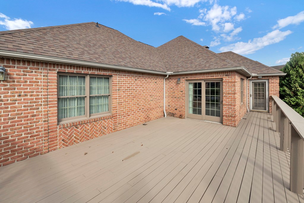 295 Meadowlark Drive, Ontario, Ohio 44903, 3 Bedrooms Bedrooms, ,3 BathroomsBathrooms,Residential,For Sale,Meadowlark Drive,9069744