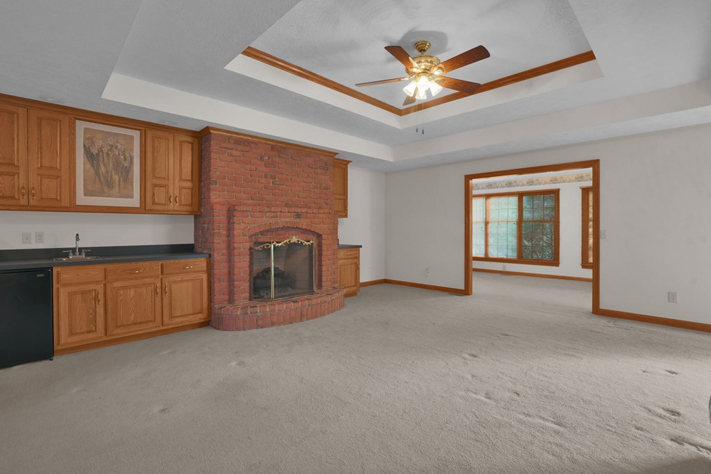 295 Meadowlark Drive, Ontario, Ohio 44903, 3 Bedrooms Bedrooms, ,3 BathroomsBathrooms,Residential,For Sale,Meadowlark Drive,9069744