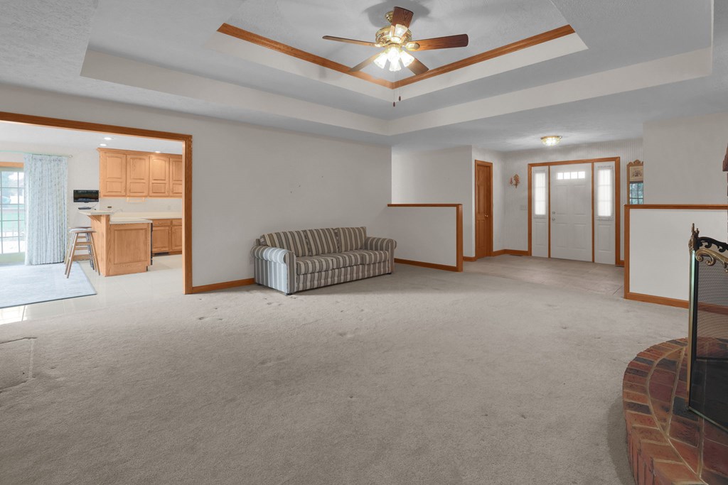 295 Meadowlark Drive, Ontario, Ohio 44903, 3 Bedrooms Bedrooms, ,3 BathroomsBathrooms,Residential,For Sale,Meadowlark Drive,9069744