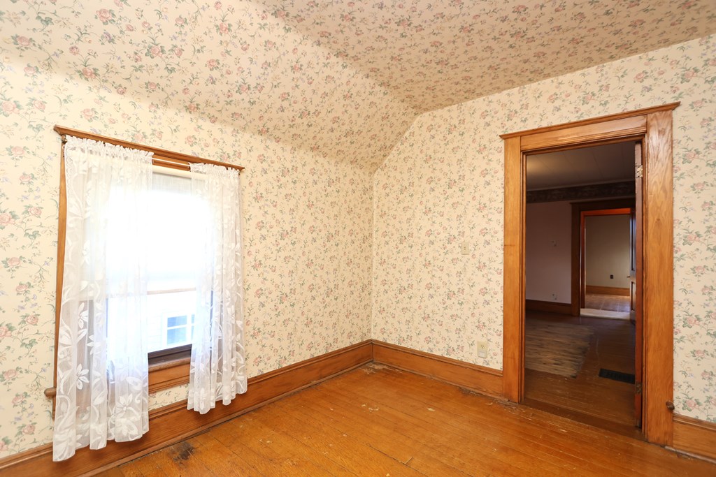 26 Grand Blvd., Shelby, Ohio 44875, 3 Bedrooms Bedrooms, ,2 BathroomsBathrooms,Residential,For Sale,Grand Blvd.,9069763