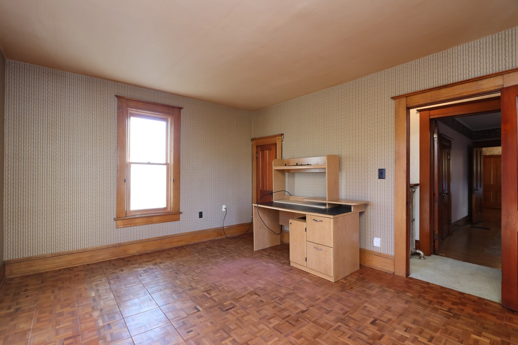 26 Grand Blvd., Shelby, Ohio 44875, 3 Bedrooms Bedrooms, ,2 BathroomsBathrooms,Residential,For Sale,Grand Blvd.,9069763