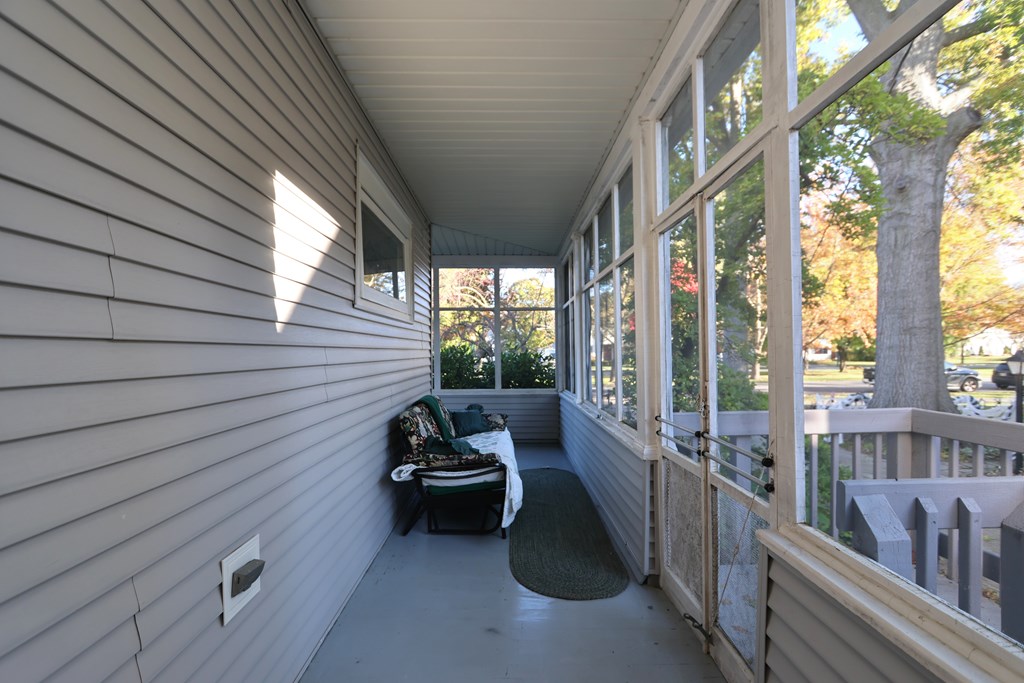 26 Grand Blvd., Shelby, Ohio 44875, 3 Bedrooms Bedrooms, ,2 BathroomsBathrooms,Residential,For Sale,Grand Blvd.,9069763