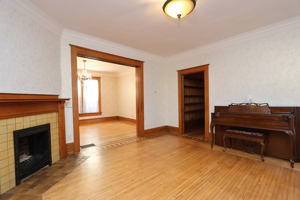 26 Grand Blvd., Shelby, Ohio 44875, 3 Bedrooms Bedrooms, ,2 BathroomsBathrooms,Residential,For Sale,Grand Blvd.,9069763