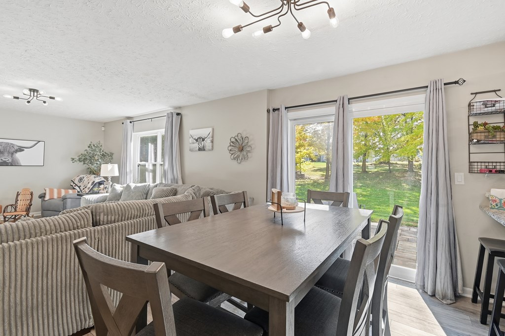 1947 Teakwood Drive, Mansfield, Ohio 44906, 4 Bedrooms Bedrooms, ,2 BathroomsBathrooms,Residential,For Sale,Teakwood Drive,9069765 1947 Teakwood Drive, Mansfield, Ohio 44906, 4 Bedrooms Bedrooms, ,2 BathroomsBathrooms,Residential,For Sale,Teakwood Drive,9069765