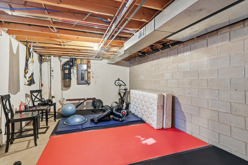 1947 Teakwood Drive, Mansfield, Ohio 44906, 4 Bedrooms Bedrooms, ,2 BathroomsBathrooms,Residential,For Sale,Teakwood Drive,9069765 1947 Teakwood Drive, Mansfield, Ohio 44906, 4 Bedrooms Bedrooms, ,2 BathroomsBathrooms,Residential,For Sale,Teakwood Drive,9069765