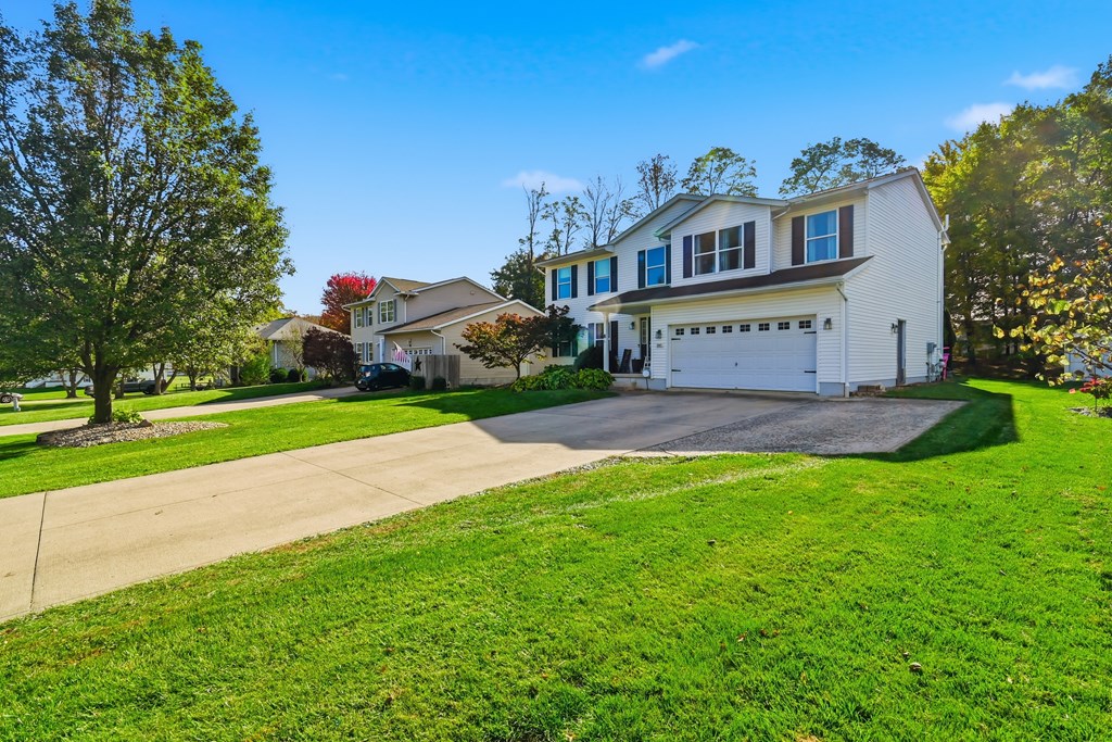 1947 Teakwood Drive, Mansfield, Ohio 44906, 4 Bedrooms Bedrooms, ,2 BathroomsBathrooms,Residential,For Sale,Teakwood Drive,9069765 1947 Teakwood Drive, Mansfield, Ohio 44906, 4 Bedrooms Bedrooms, ,2 BathroomsBathrooms,Residential,For Sale,Teakwood Drive,9069765
