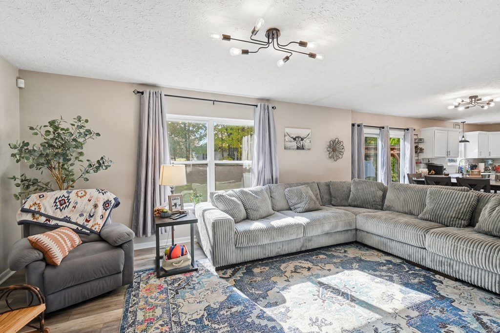 1947 Teakwood Drive, Mansfield, Ohio 44906, 4 Bedrooms Bedrooms, ,2 BathroomsBathrooms,Residential,For Sale,Teakwood Drive,9069765 1947 Teakwood Drive, Mansfield, Ohio 44906, 4 Bedrooms Bedrooms, ,2 BathroomsBathrooms,Residential,For Sale,Teakwood Drive,9069765