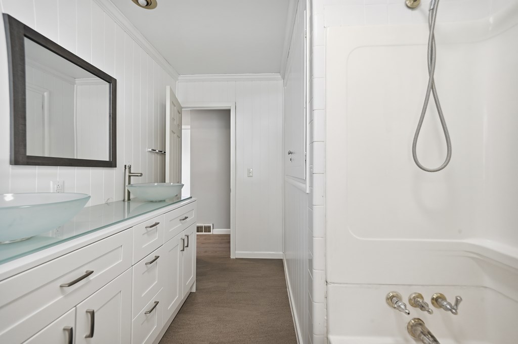 141 Essex Road, Lexington, Ohio 44904, 4 Bedrooms Bedrooms, ,1 BathroomBathrooms,Residential,For Sale,Essex Road,9069782 141 Essex Road, Lexington, Ohio 44904, 4 Bedrooms Bedrooms, ,1 BathroomBathrooms,Residential,For Sale,Essex Road,9069782