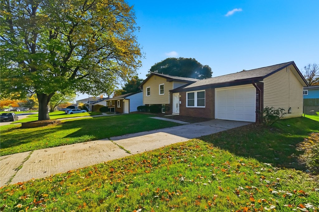 141 Essex Road, Lexington, Ohio 44904, 4 Bedrooms Bedrooms, ,1 BathroomBathrooms,Residential,For Sale,Essex Road,9069782 141 Essex Road, Lexington, Ohio 44904, 4 Bedrooms Bedrooms, ,1 BathroomBathrooms,Residential,For Sale,Essex Road,9069782