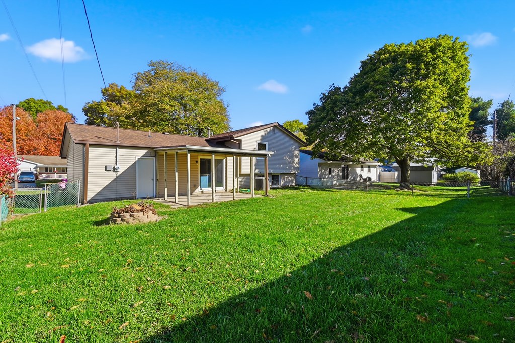 141 Essex Road, Lexington, Ohio 44904, 4 Bedrooms Bedrooms, ,1 BathroomBathrooms,Residential,For Sale,Essex Road,9069782 141 Essex Road, Lexington, Ohio 44904, 4 Bedrooms Bedrooms, ,1 BathroomBathrooms,Residential,For Sale,Essex Road,9069782