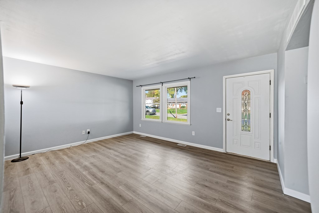 141 Essex Road, Lexington, Ohio 44904, 4 Bedrooms Bedrooms, ,1 BathroomBathrooms,Residential,For Sale,Essex Road,9069782 141 Essex Road, Lexington, Ohio 44904, 4 Bedrooms Bedrooms, ,1 BathroomBathrooms,Residential,For Sale,Essex Road,9069782