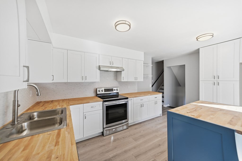 141 Essex Road, Lexington, Ohio 44904, 4 Bedrooms Bedrooms, ,1 BathroomBathrooms,Residential,For Sale,Essex Road,9069782 141 Essex Road, Lexington, Ohio 44904, 4 Bedrooms Bedrooms, ,1 BathroomBathrooms,Residential,For Sale,Essex Road,9069782