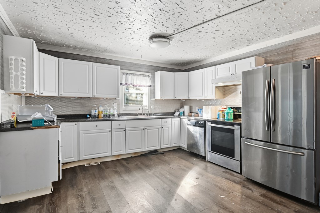 1599 S Main Street, Mansfield, Ohio 44907, 5 Bedrooms Bedrooms, ,1 BathroomBathrooms,Residential,For Sale,Main Street,9069793 1599 S Main Street, Mansfield, Ohio 44907, 5 Bedrooms Bedrooms, ,1 BathroomBathrooms,Residential,For Sale,Main Street,9069793