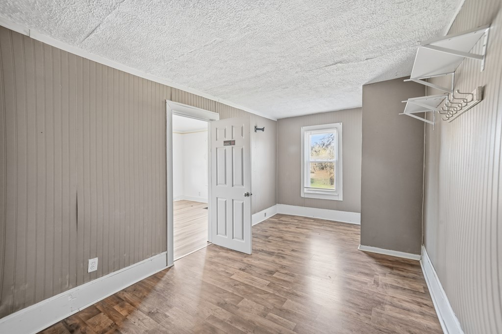 1599 S Main Street, Mansfield, Ohio 44907, 5 Bedrooms Bedrooms, ,1 BathroomBathrooms,Residential,For Sale,Main Street,9069793 1599 S Main Street, Mansfield, Ohio 44907, 5 Bedrooms Bedrooms, ,1 BathroomBathrooms,Residential,For Sale,Main Street,9069793