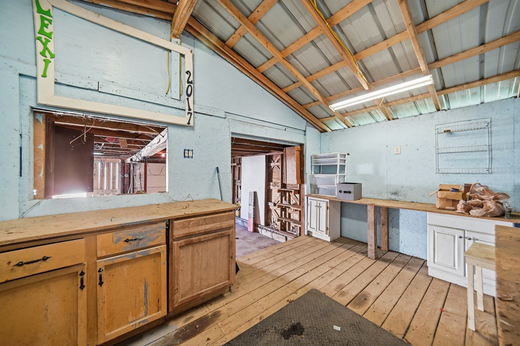 1599 S Main Street, Mansfield, Ohio 44907, 5 Bedrooms Bedrooms, ,1 BathroomBathrooms,Residential,For Sale,Main Street,9069793 1599 S Main Street, Mansfield, Ohio 44907, 5 Bedrooms Bedrooms, ,1 BathroomBathrooms,Residential,For Sale,Main Street,9069793