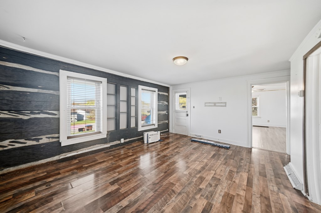 1599 S Main Street, Mansfield, Ohio 44907, 5 Bedrooms Bedrooms, ,1 BathroomBathrooms,Residential,For Sale,Main Street,9069793 1599 S Main Street, Mansfield, Ohio 44907, 5 Bedrooms Bedrooms, ,1 BathroomBathrooms,Residential,For Sale,Main Street,9069793