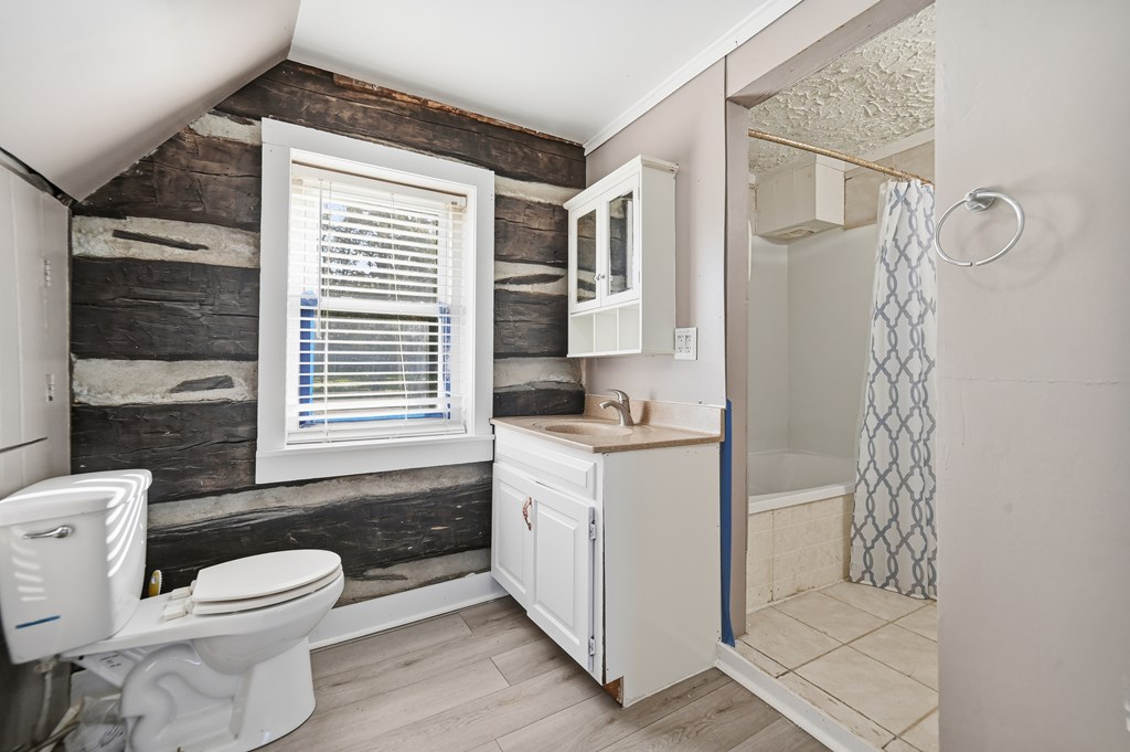 1599 S Main Street, Mansfield, Ohio 44907, 5 Bedrooms Bedrooms, ,1 BathroomBathrooms,Residential,For Sale,Main Street,9069793 1599 S Main Street, Mansfield, Ohio 44907, 5 Bedrooms Bedrooms, ,1 BathroomBathrooms,Residential,For Sale,Main Street,9069793