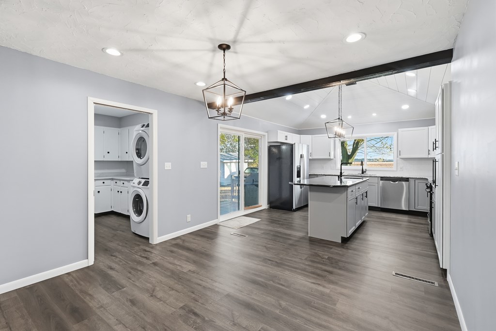 2396 Marion-Upper Sandusky Road, Marion, Ohio 43302, 3 Bedrooms Bedrooms, ,2 BathroomsBathrooms,Residential,For Sale,Marion-Upper Sandusky Road,9069802