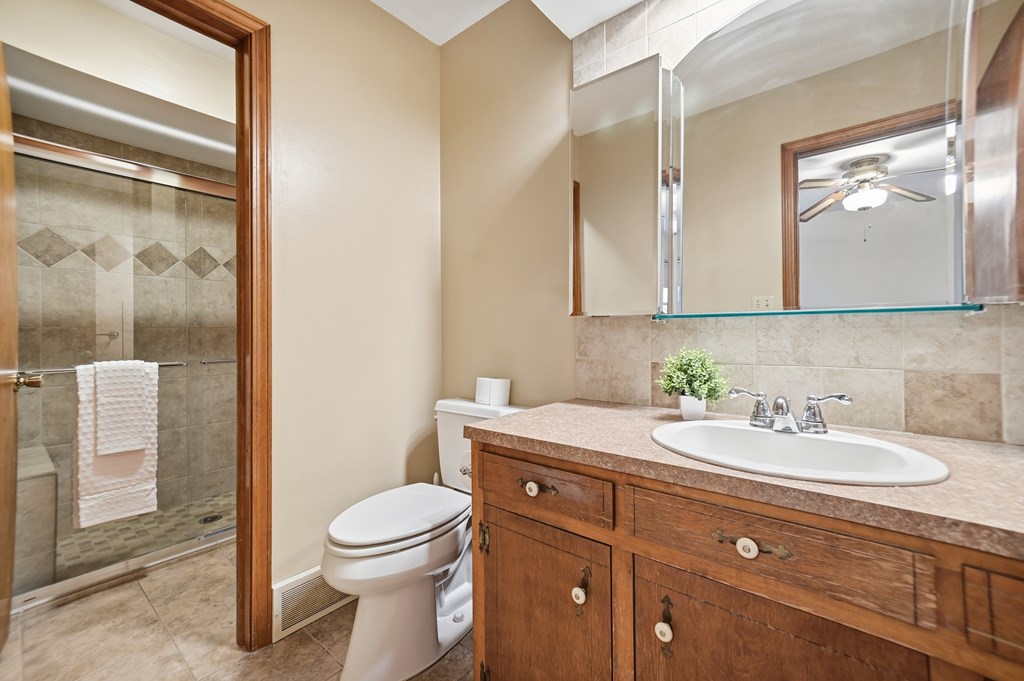 465 Sherwood Drive, Mansfield, Ohio 44904, 3 Bedrooms Bedrooms, ,1 BathroomBathrooms,Residential,For Sale,Sherwood Drive,9069803 465 Sherwood Drive, Mansfield, Ohio 44904, 3 Bedrooms Bedrooms, ,1 BathroomBathrooms,Residential,For Sale,Sherwood Drive,9069803